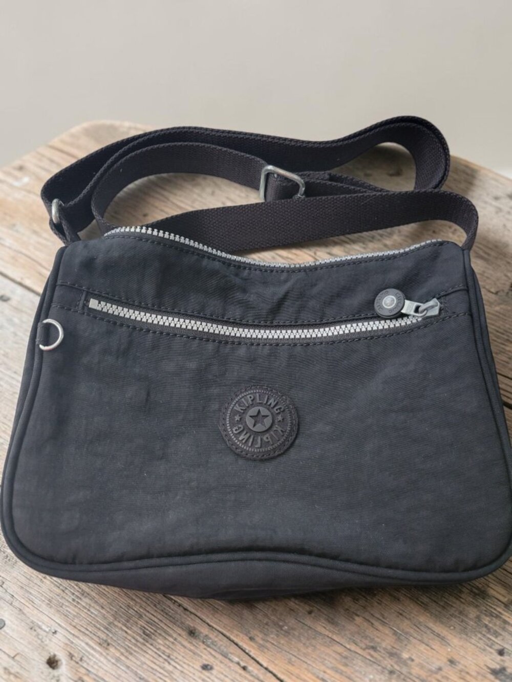 Kipling Black Nylon Crossbody Bag Silver Zip Adjustable Strap Everyday